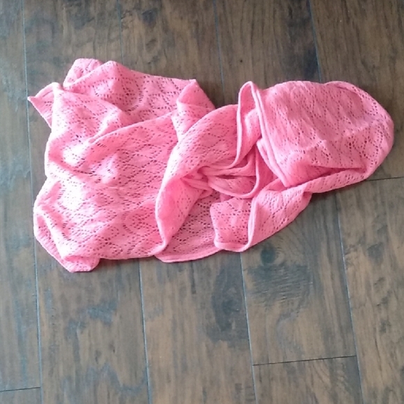 Enzo Mantovani Wool Cashmere Pink Knitted Crochet Scarf wrap - Picture 6 of 13